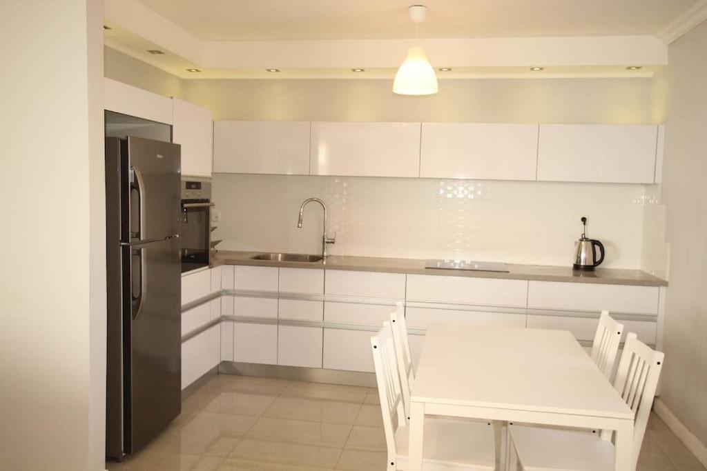 Royal Aparatment On The Sea , Blvd Nitza 34 Netanya Eksteriør billede