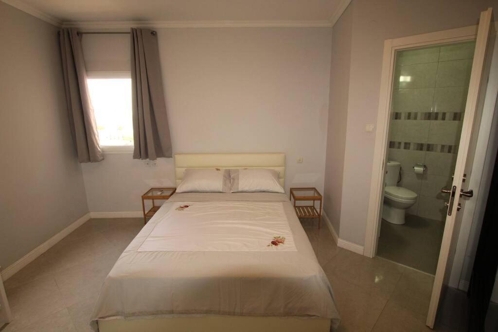 Royal Aparatment On The Sea , Blvd Nitza 34 Netanya Eksteriør billede